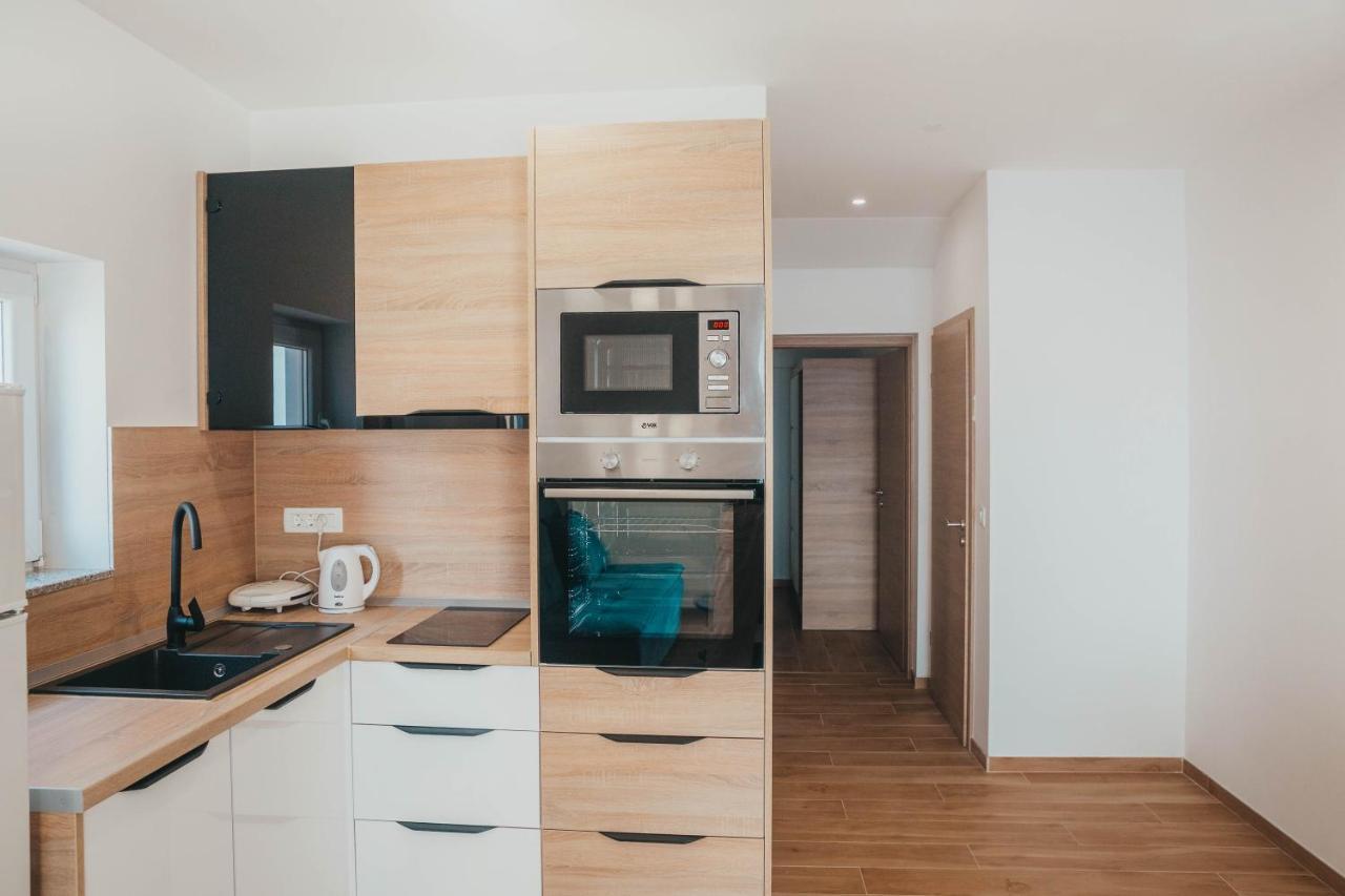 Apartments Nina Brist Exterior foto